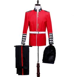 Herenpakken Blazers Heren Royal Guard-kostuum Renaissance Middeleeuws Britse soldaten Uniform Prestaties Engels