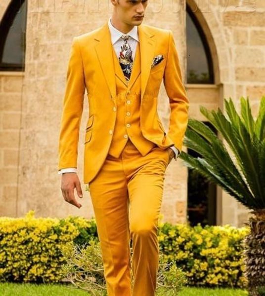 Costumes pour hommes Blazers jaune moutarde mode hommes coupe ajustée costumes personnalisés hommes d'affaires bal costumes de mariage 3 pièces ensemble Traje Hombre veste gilet pantalon 230322