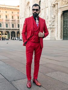 Herenpakken Blazers Red Men Suits voor bruiloft op maat gemaakte bruidegom Tuxedo slanke fit groomsmen pak man blazer kostuum homme 3 -delige jasbroekvest 230509