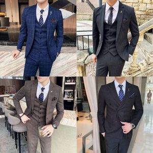Blazers pour hommes S-7xl JacketVestpants Fashion Boutique réseau Formal Mens 3pces Set Groom Marié Robe de mariée Plaid Show 221114