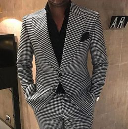 Herenpakken Blazers Twee Knoppen Houndstooth Bruidegom Tuxedos Revers Bruidsjonkers Heren BruiloftBusiness Geruite JasBroek 231129