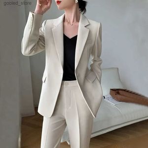 Herenpakken Blazers Tweedelig damespak Casual sociale pakken voor vrouwen Pakset Tuniekbroek met enkele gesp, broek en elegante blouse Q231025