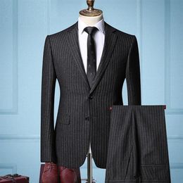 Costumes pour hommes Blazers ZISIZ 2 pièces Suite masculine classique marque Blazer affaires décontracté hommes manteau Toast vêtements rayé en automne Wi3250