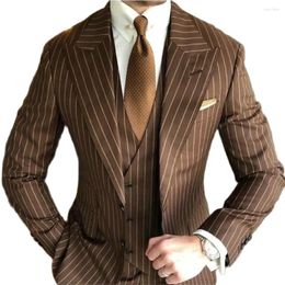 Costumes pour hommes Brown Stripe Hommes Business Peaked Revers Slim Prom Terno Masculino Blazer Groom Wear Costume Homme 3 pcs Veste Pantalon Gilet