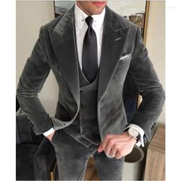 Trajes de hombre de negocios gris terciopelo conjuntos con americana boda hombres Slim Fit Custome Homme vestido elegante 3 piezas trajes chaqueta pantalones chaleco
