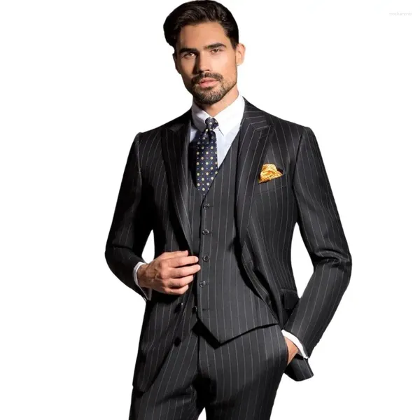 Costumes pour hommes Chic motif à rayures noires simple boutonnage revers en pointe sur mesure 3 pièces veste pantalon gilet de luxe mariage affaires Blazer coupe ajustée