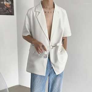 Trajes para hombre, ropa elegante completa para hombre, Blazers blancos holgados de moda de Corea 2022, ropa de diseñador con estilo, cinturón de cadena, medias mangas