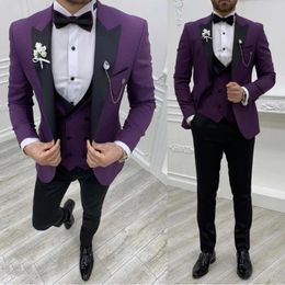 Trajes de hombre por encargo púrpura fiesta de graduación boda para el novio Slim Fit ropa de trabajo de negocios hombres Blazer chaleco pantalones traje de matrimonio