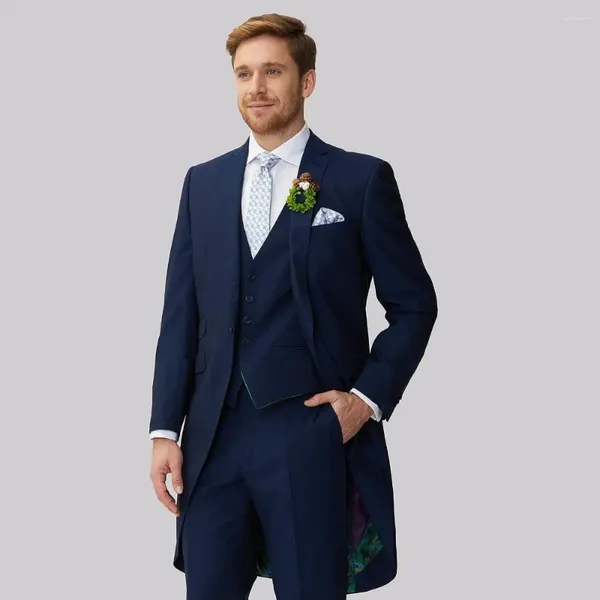 Costumes masculins bleu foncé pour hommes de style Angleterre