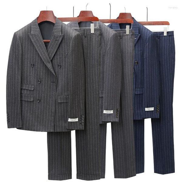 Trajes para hombres Doble botonadura para hombres Gris Azul marino Rayas Caballero Traje masculino Dos piezas Aseo para hombre Últimos diseños de pantalón de abrigo Q1137