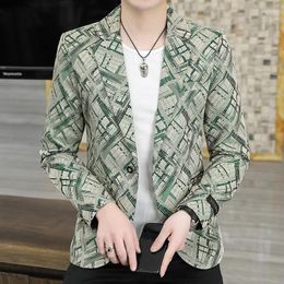 Trajes para hombres DYBZACQ Primavera Impreso Moda coreana Abrigo con adornos de moda Anfitrión joven INS Chaqueta individual M-4XL