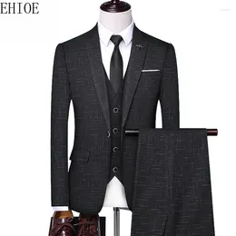 Costumes pour hommes Ehioe 2023 Robe de mariée d'affaires Casual Costume à carreaux 3pièces et 2pièces Hommes Formel Workwear Social Ball Slim Fit Tuxedo