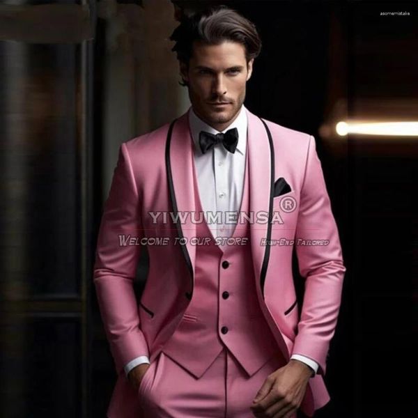 Trajes para hombres elegantes hombres rosados para boda novio de solapa negra esmoquin hecha a medida 3 piezas de fiesta de negocios blazer blazer