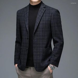 Herenpakken Engeland Styel Men Plaid Wool Blazers Grijs Navy Brown Geroold patroon Schapenjaspak Mannelijk klassieke outfit uniform 2024