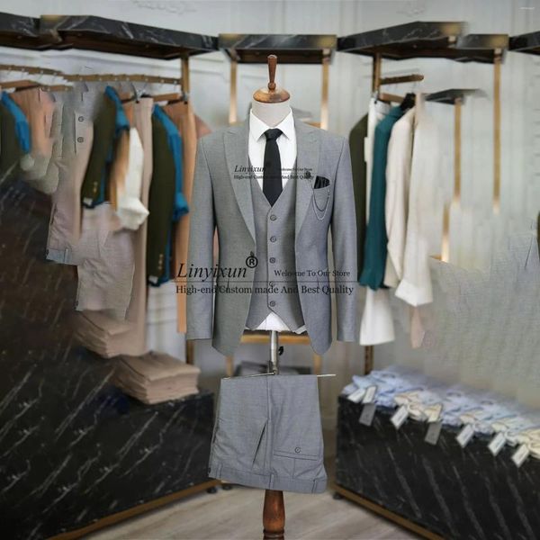 Costumes pour hommes Formel Gris Hommes Peaked Revers Groom Mariage Tuxedos Slim Fit Business Male Prom Blazers Hombre 3 Pièces Ensembles Costume Homme