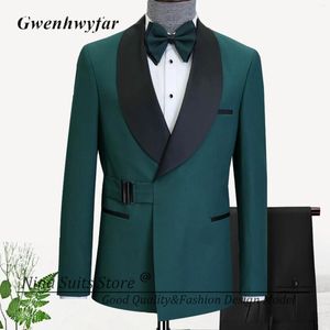 Costumes pour hommes Gn Men Suit Peacock Green Blazer avec boucle de boucle conçue de mariée Smootdos 2 pièces Pantalon de veste à revers de châle