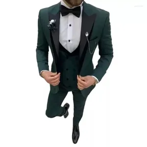 Costumes pour hommes vert 3 pièces ensemble marié smokings de mariage formel Blazer coupe classique mariés porter une robe de bal (veste gilet pantalon)