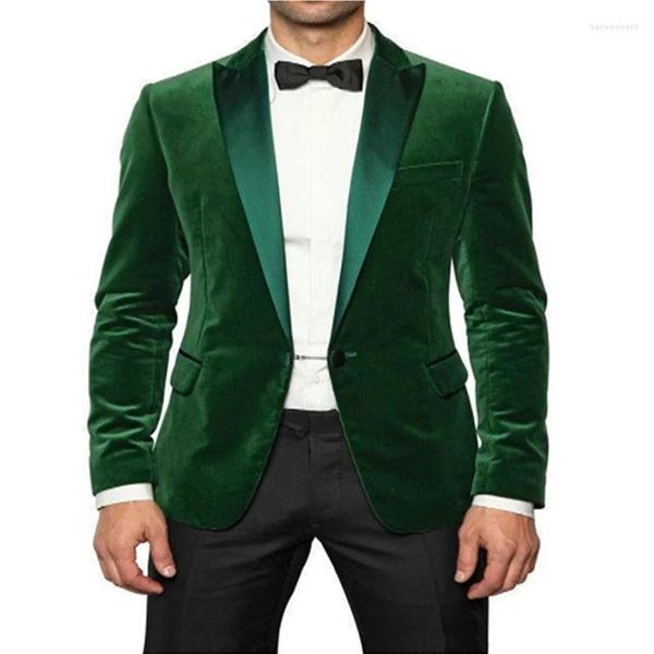 Trajes de hombre Terciopelo verde Fumar Hombres 2024 Slim Fit Boda Novio Esmoquin 2 piezas Chaqueta de cena con pantalones negros Traje de moda masculina