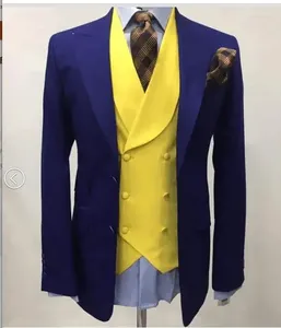 Herenpakken Hoge kwaliteit Kostuum Homme Navy Blue Yellow Geel sjaal Rapel Dubbele borsten Mannen Pak Wedding voor bruidegom Slim Fit 3 -stukje