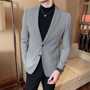 Trajes de hombre Blazer de alta calidad para hombre 2022 chaqueta de manga larga de primavera para hombre que combina con todo chaquetas de traje informales simples ropa Formal 4XL