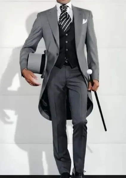 Trajes para hombres Caballero italiano Boda Hombre de la cola larga Croomación Prom Tuxedos Formal Mensor Masculino (chaleco de pantalones de chaqueta) 2024