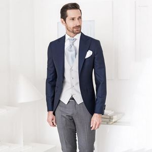 Herenpakken Italiaanse stijl Wide Peaked Rapel Dark Blue Men For Wedding Brader Tuxedos Classic Groomsmen Suit Blazer Man Draag 3 -koppig