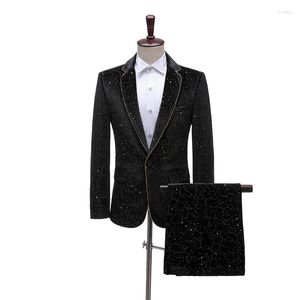 Costumes pour hommes (pantalon de veste) Costume de velours de luxe de mode noir / bleu en relief robe de bord d'or hommes d'affaires pantalon de blazer de fête de mariage