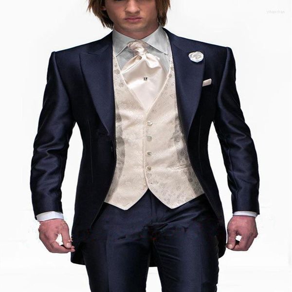 Costumes pour hommes Dernières conceptions de pantalon de manteau Hommes de mariage Bleu marine Tuxedos de marié Costume de garçons d'honneur 3 pièces Hommes Terno