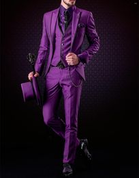 Costumes pour hommes Dernier Pantalon Coat Designs Italian Purple Tuxedo Veste Slim Fit Suit Men 3 pièces Blazers Custom Groom Prom Terno Masuclino