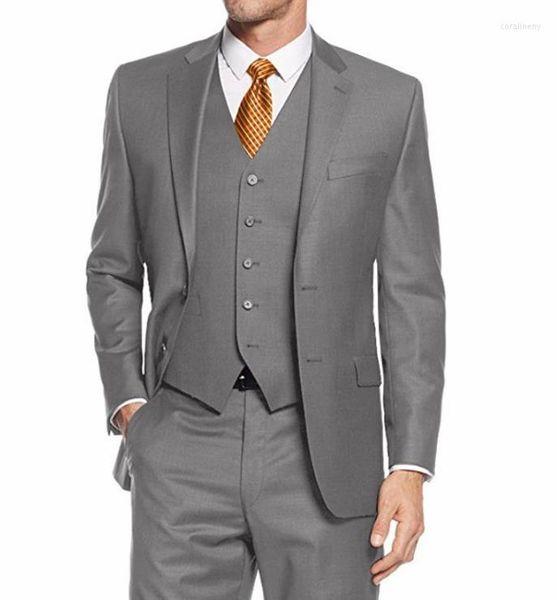 Trajes de hombre, esmoquin de novio gris claro para boda, ajuste clásico, traje Formal hecho a medida, fiesta de negocios, hombres, 3 uds. (chaqueta, chaleco, pantalones)