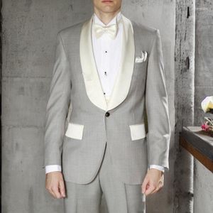 Costumes pour hommes gris clair mariage avec revers châle ivoire coupe ajustée smoking marié garçon d'honneur homme Terno (veste pantalon)