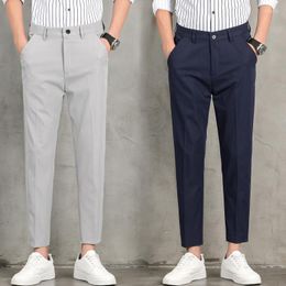 Trajes para hombres Pantalones para hombres Tendencia coreana Primavera y verano Pantalones de nueve puntos Traje drapeado delgado Casual