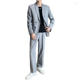 Trajes para hombres hombres 2 piezas traje de ajuste delgado blazer y pantalones s￳lidos de color s￳lido para hombres tuxedo para hombres de dise￱o 2022 ropa de dise￱o