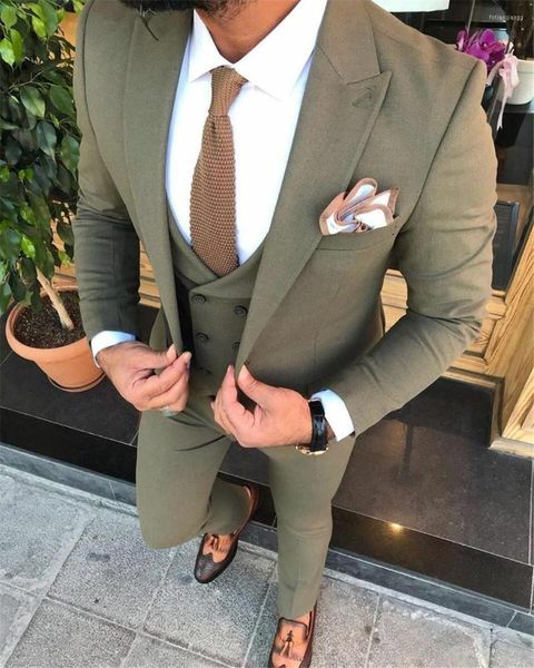 Trajes de hombre, conjuntos de chaqueta verde oliva, traje ajustado ajustado para hombre, traje de un solo pecho, vestidos de boda para hombre 2023 en ropa y Blazer3Pc