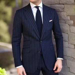 Herenpakken Pinstripe Navy blauw Notch Rapel Men Elegante WedDign Bruidegom Outfits Set Custom Slim Fit 2 -delige jasbroek