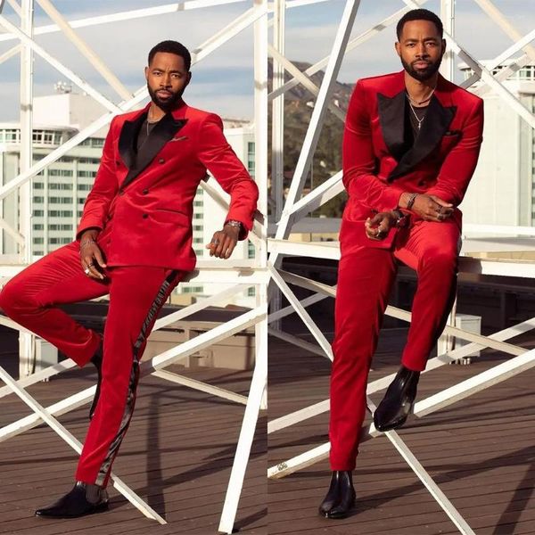 Costumes pour hommes Red Velvet Men 2 Pieces Suit Grooms Tuxedos Double Breasted Custom Made Fashion Peaked Lapel Designer Party Prom Blazer Pantalon