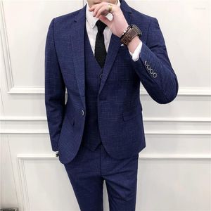 Trajes para hombres Primavera Otoño Elegante Casual para hombre Tres abrigos Pantalones Chaleco Vestidos de novios de negocios Negro Gris Azul Blazer Traje de ropa para hombres