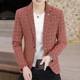 Trajes para hombres Spring Versión coreana Corea Slim Fit y Handsome Checkered Suit Youth Pi Shuai Top Small Coat