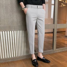 Abiti da uomo Stile Uomo Tessuto non stirabile Abito Tinta unita Pantaloni Slim Dritto Abito casual Maschile Business Piccoli piedi T87