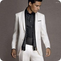 Costumes pour hommes Blanc Classique Mens Mariage Custom Made Groom Tuxedo Châle Revers Slim Fit Homme Blazer 2Pièce Costume Homme Groomsmen Costume