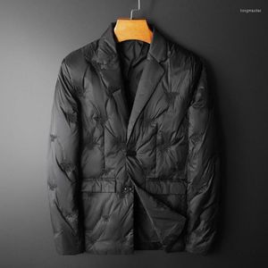 Trajes para hombre, chaqueta de invierno con plumón de pato blanco para hombre, chaqueta negra de lujo con bordado de abeja, abrigos gruesos entallados de un solo pecho para hombre 5XL