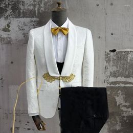 Costumes pour hommes blanc Floral mariage pour hommes 3 pièces fumer marié Tuxedos veste homme mode porter Terno fête sur mesure 2023