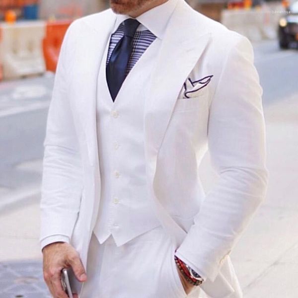 Trajes de hombre blancos formales para boda, chaqueta de 3 piezas con solapa de pico ancho, chaleco con pantalones, esmoquin de novio a la moda para hombre