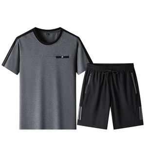 Tenue d'été pour hommes avec T-shirt à manches courtes de couleur unie, ensemble de Shorts de glace de sport extensible décontracté en coton, ensemble complet pour hommes