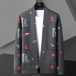 Pulls pour hommes 2022 automne tricot rayé veste hommes coréen pull manteau hommes vêtements designer contrastant lettre cardigan