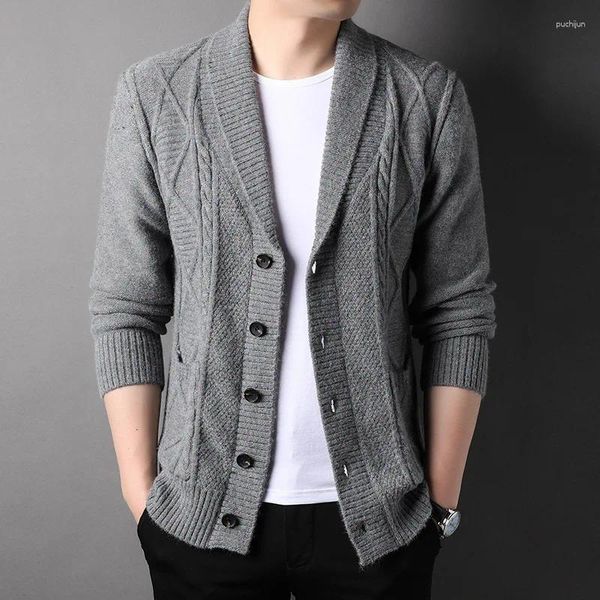 Suéteres para hombres 2023 Estilo británico Cardigan de punto Abrigo engrosado con cuello en V Suéter gris con mangas largas Ropa de punto casual Tamaño M-4XL