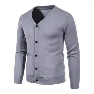 Suéteres para hombres 2024 Cuello en V Color Sólido Cárdigan Suéter de punto Tamaño grande Moda Moda Casual Camisa inferior