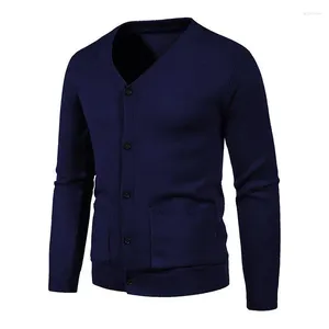 Pulls pour hommes 23 automne et hiver lâche décontracté col en v cardigan pull couleur unie polyvalent mode veste coupe ajustée