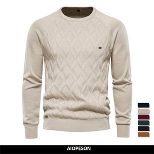 Suéteres masculinos Aiopeson Argyle Color sólido básico o Neck Camiseta de manga largo