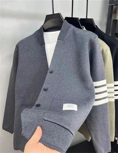 Heren truien collectie high-end luxe gebreid vest 2024 herfst Koreaanse trend mode eenvoudige effen kleur casual trui jas